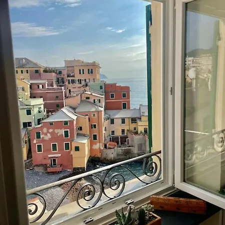 Moonlight In Boccadasse Генуя