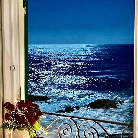 Moonlight In Boccadasse Daire *